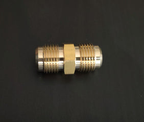 Refrigerant line union nuts, connecting nipples 1/4" + 3/8"