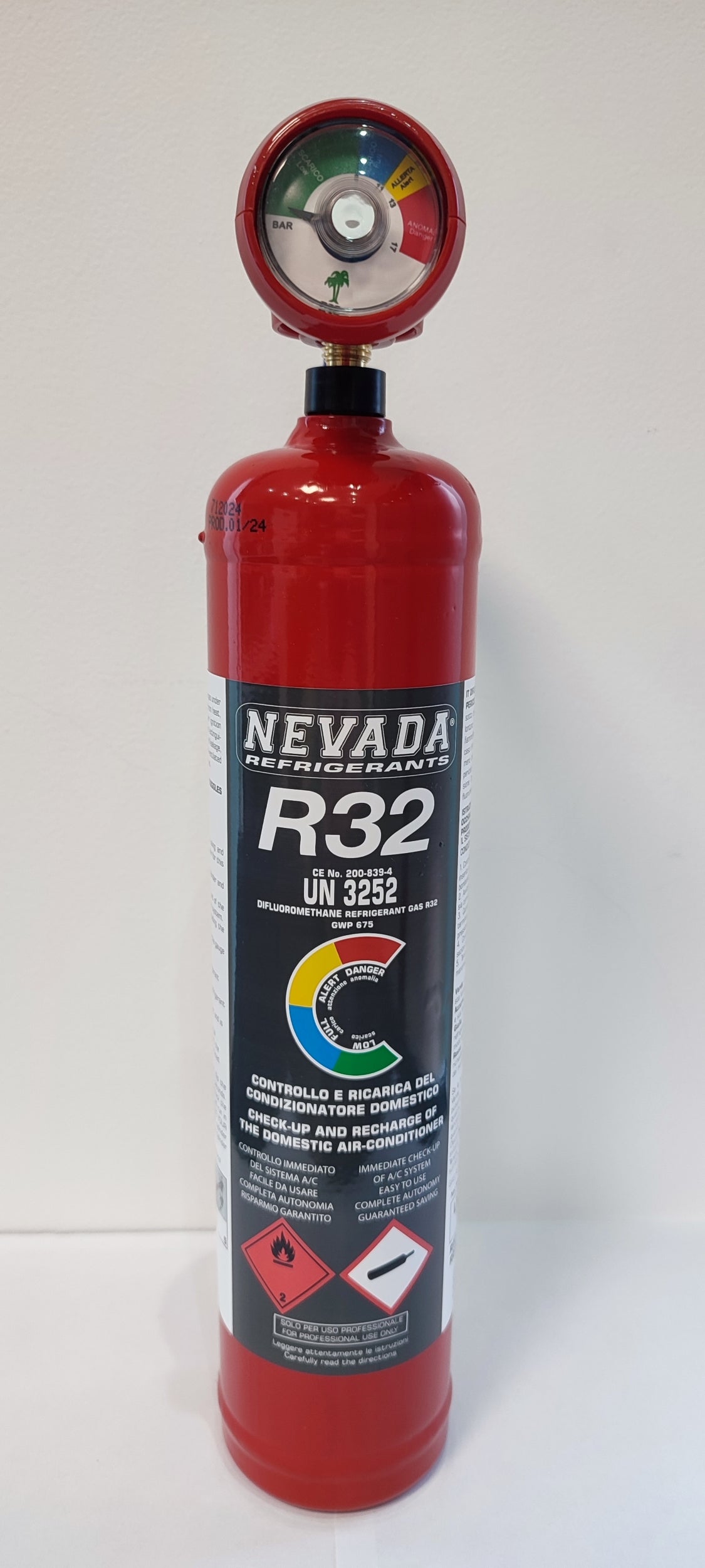 Refrigerant R32 780g with filling hose &amp; pressure gauge, for air conditioning &amp; heat pump