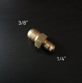 Verbindungsnippel 3/8" x 1/4" Reduziernippel für gebördelte Kältemittelleitungen